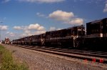 SOU 3943 and others at the fuel rack